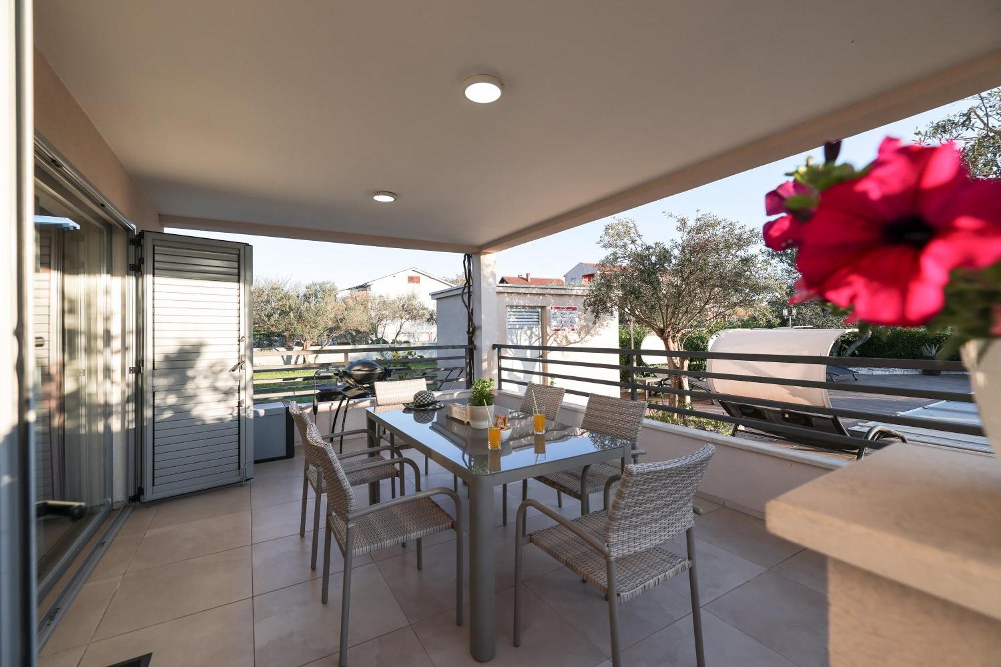 Villa Olive Garden Sukosan Exterior photo