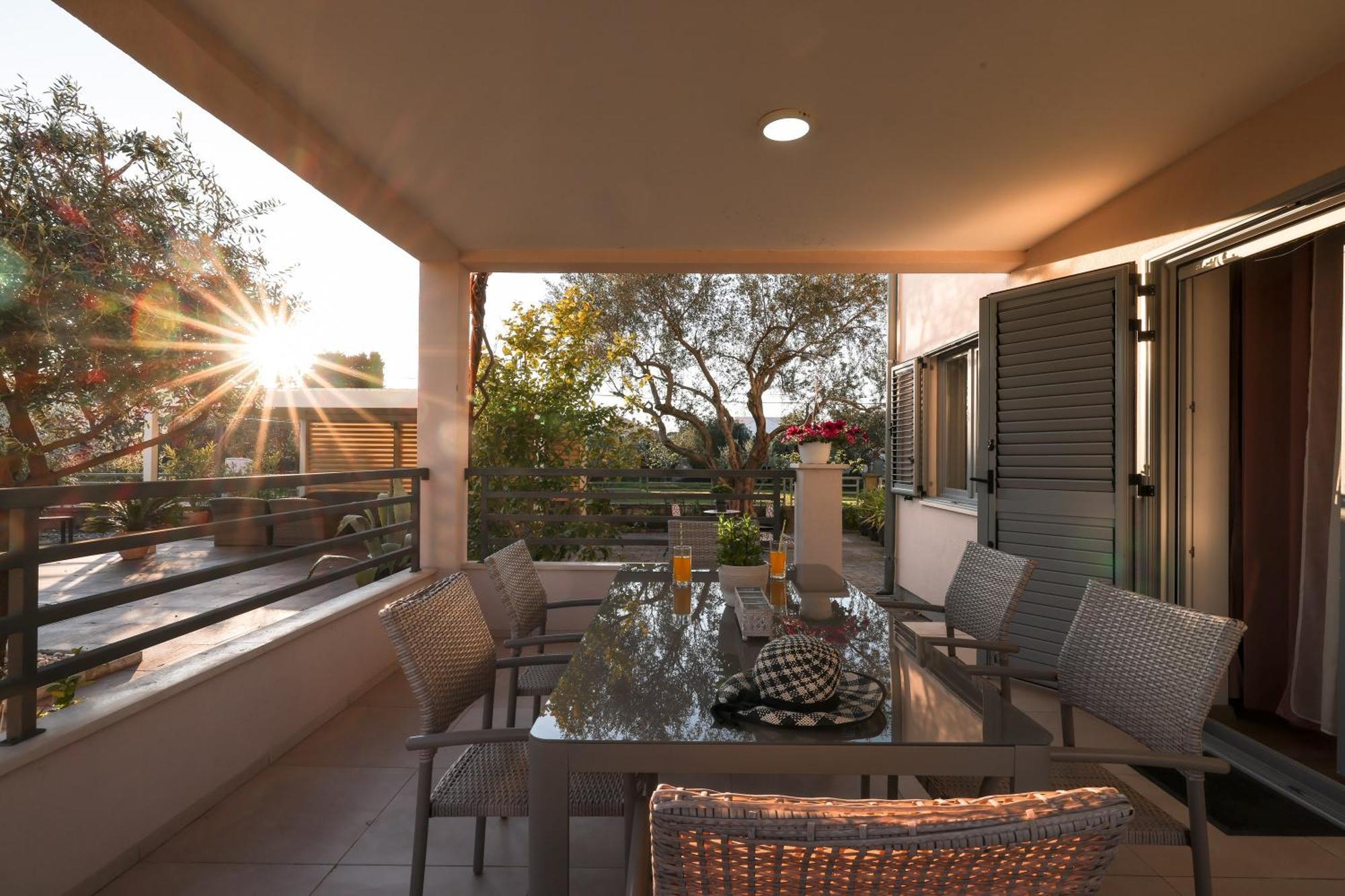 Villa Olive Garden Sukosan Exterior photo